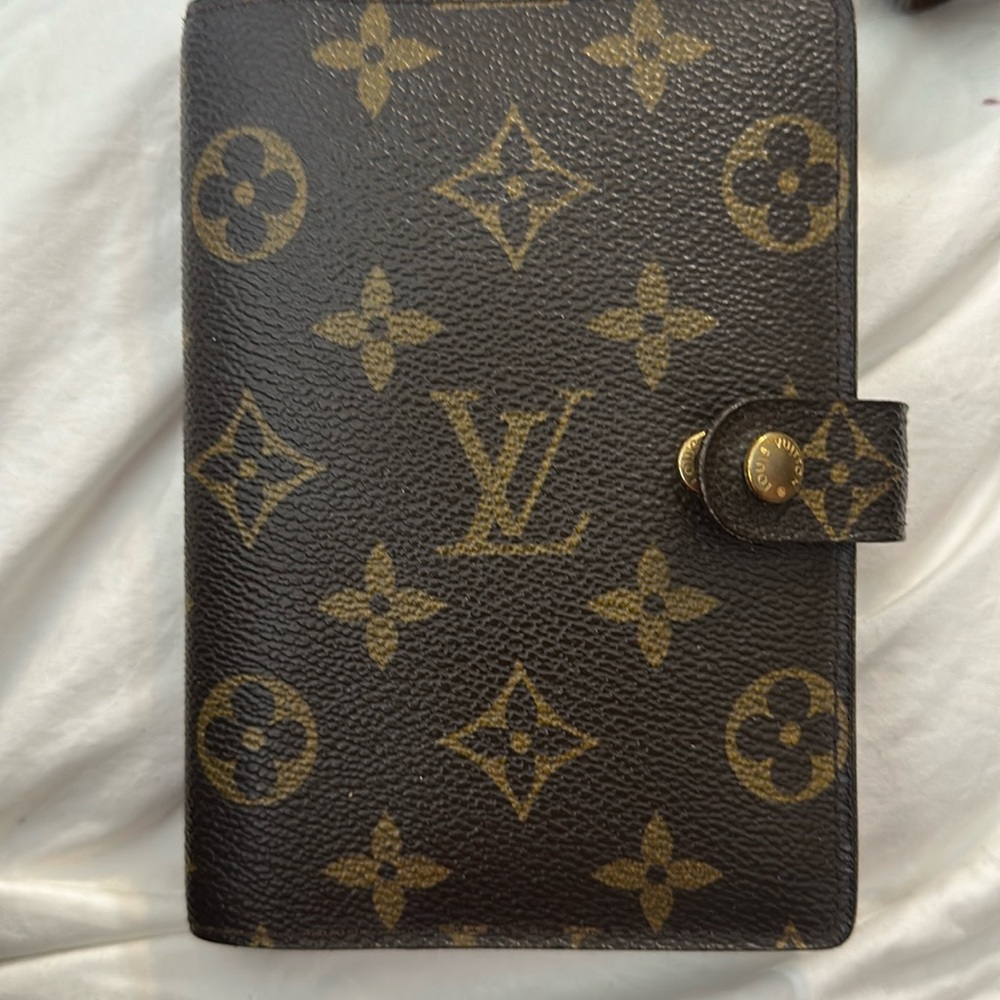 LV small agenda